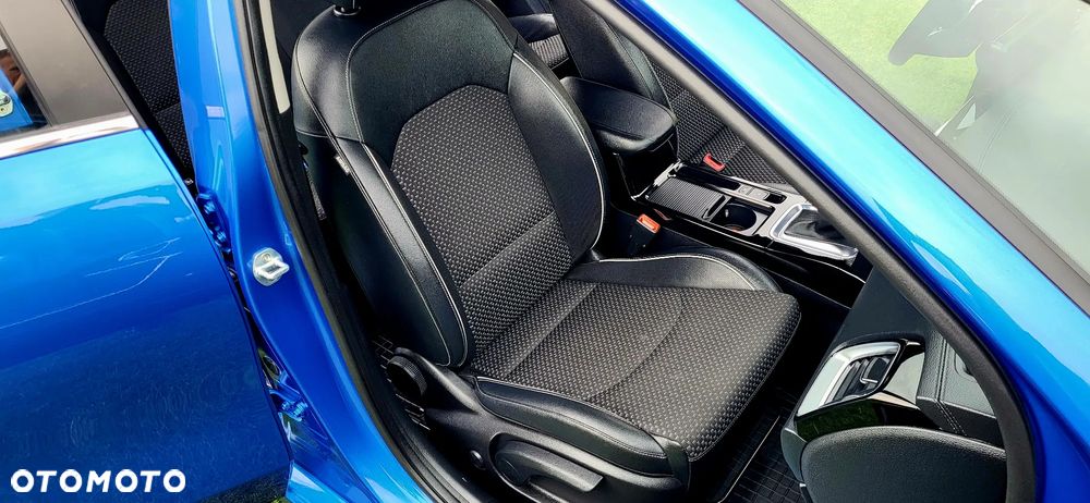 Kia Ceed 1.4 T-GDI L Business Line Plus DCT - 33