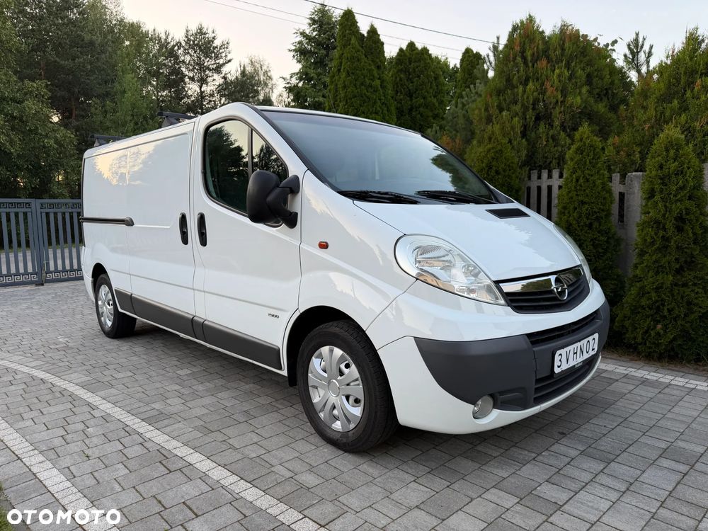 Renault TRAFIC - 9