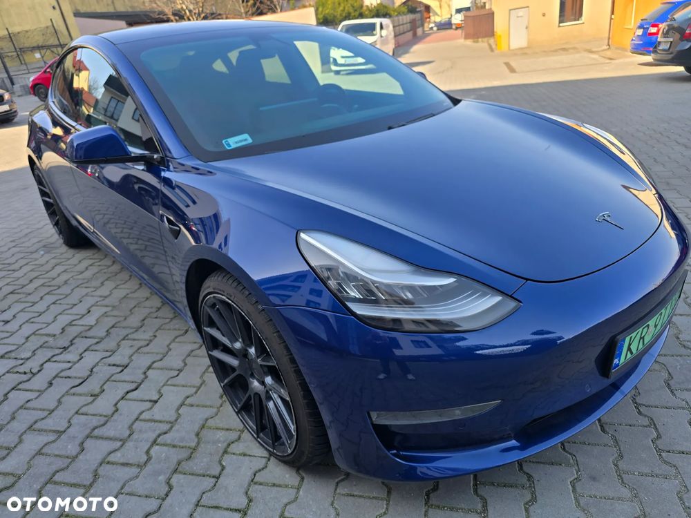 Tesla Model 3 - 12