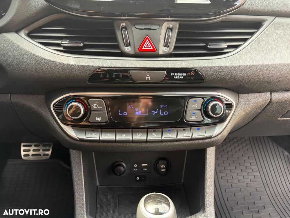 Hyundai i30 1.4 T-GDi 140CP 5DR 7DCT Exclusive - 25