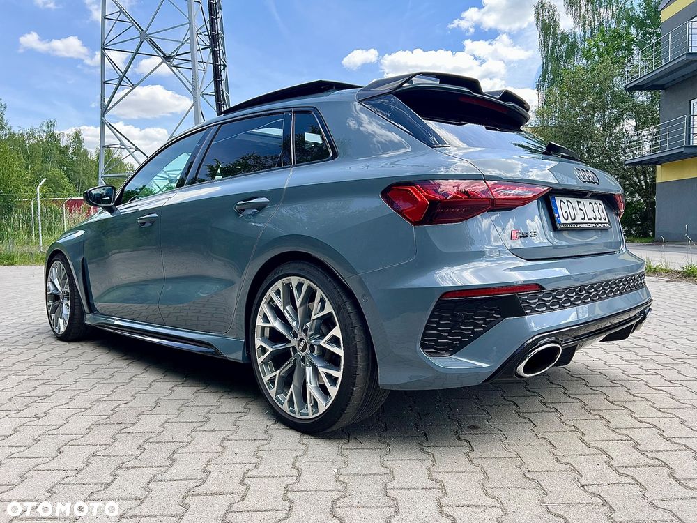 Audi RS3 Sportback - 11