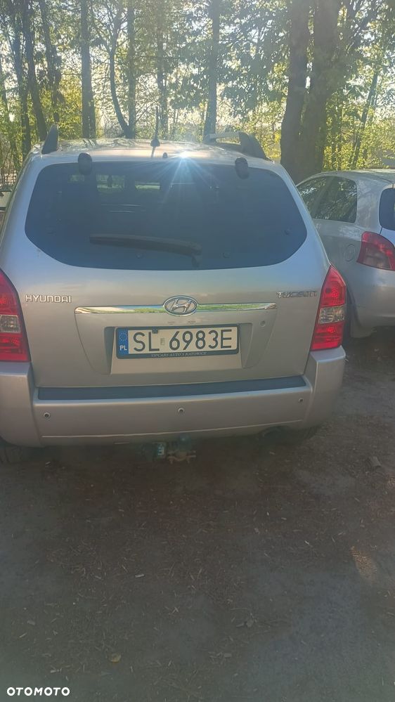 Hyundai Tucson 2.0 2WD Team 08 - 14