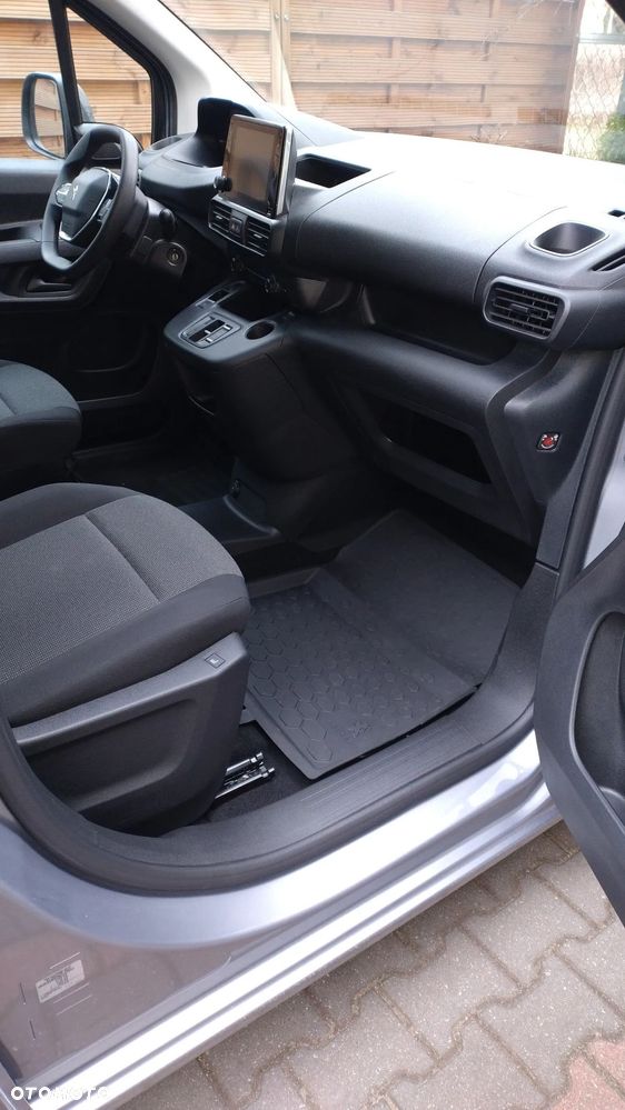 Peugeot Partner e-Partner L2 FlexCab (50kWh) Pro - 4