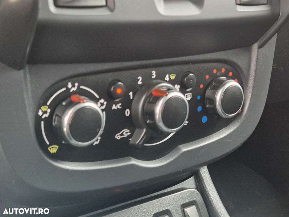 Dacia Duster 1.5 dCi 4x2 Prestige - 15