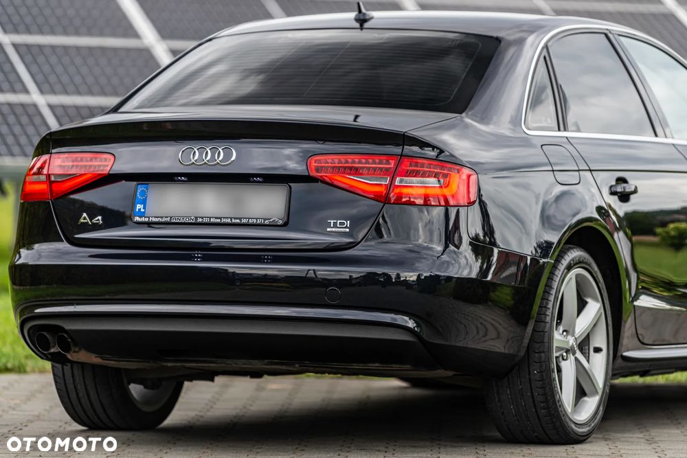 Audi A4 Limousine 2.0 TDI Quattro - 11