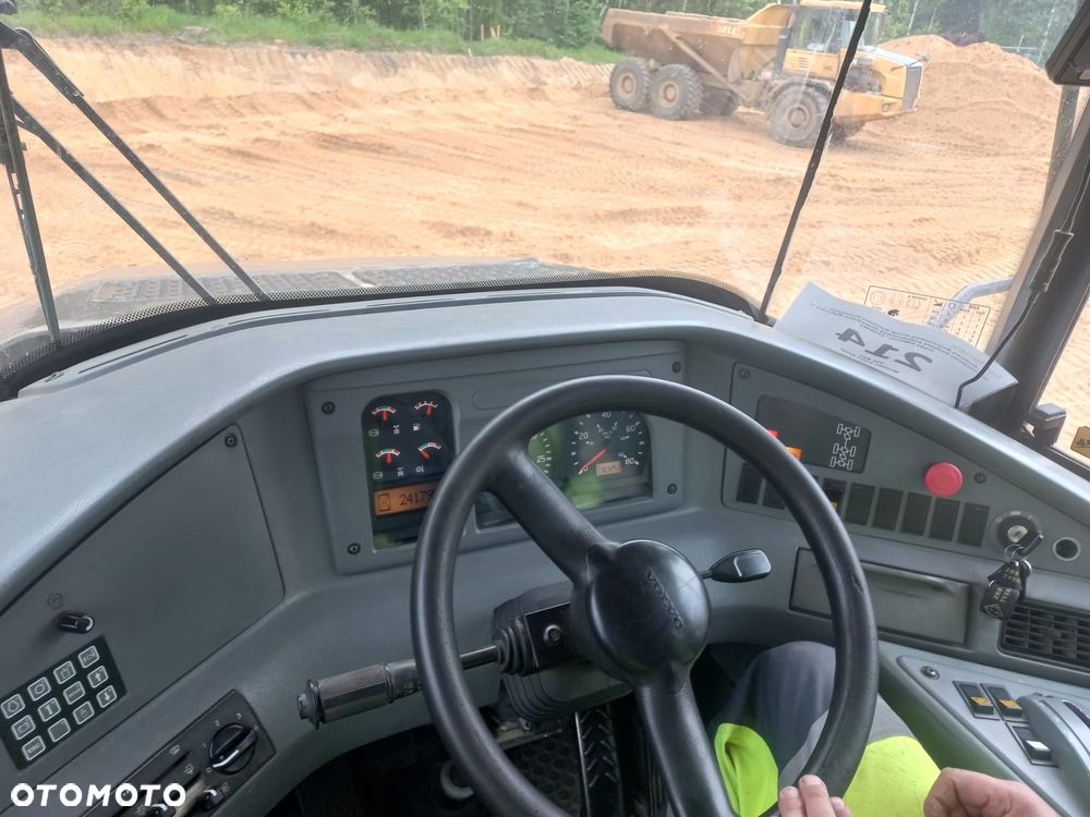 Volvo A35D - 10