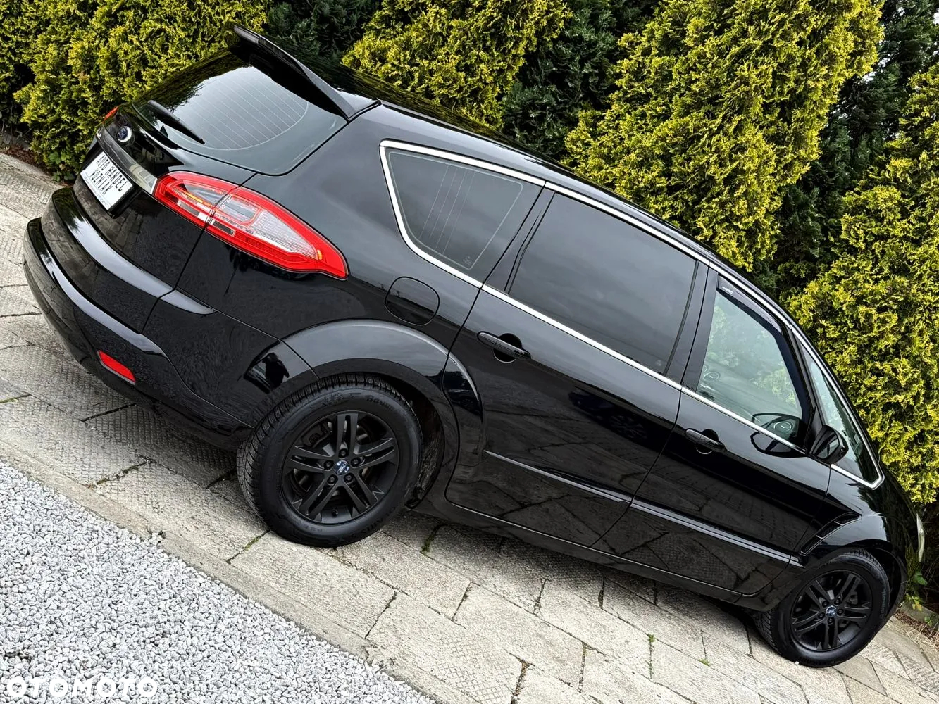 Ford S-Max - 12
