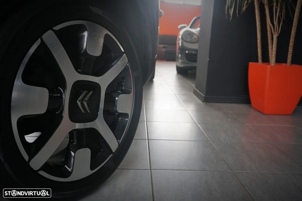 Citroën C4 Cactus 1.6 e-HDi Shine ETG6 - 28
