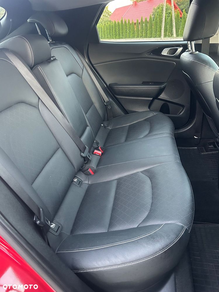 Kia XCeed 1.6 T-GDI L Business Line DCT - 38