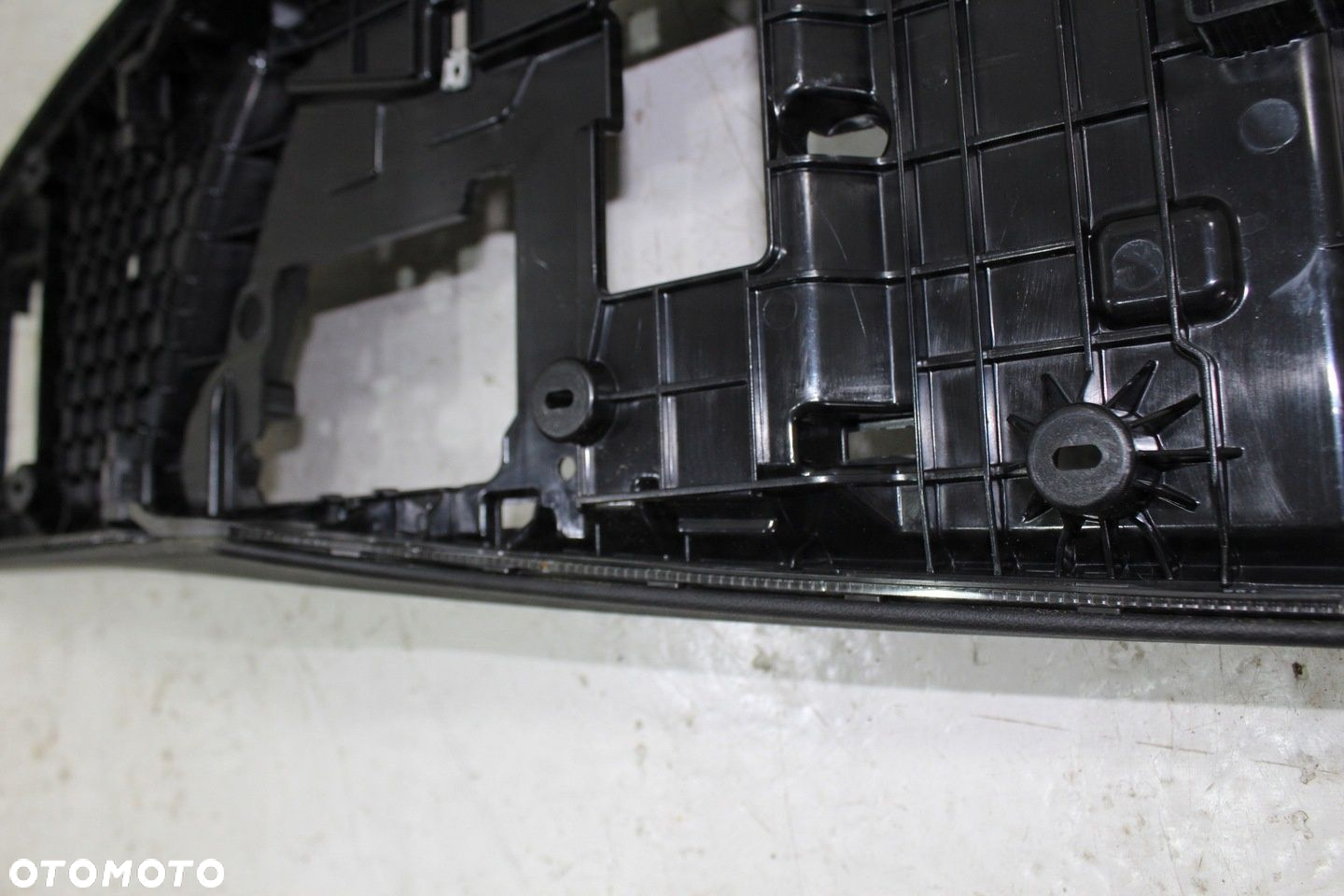 Audi Q7 4M tunel środkowy 4M1863244 - 7