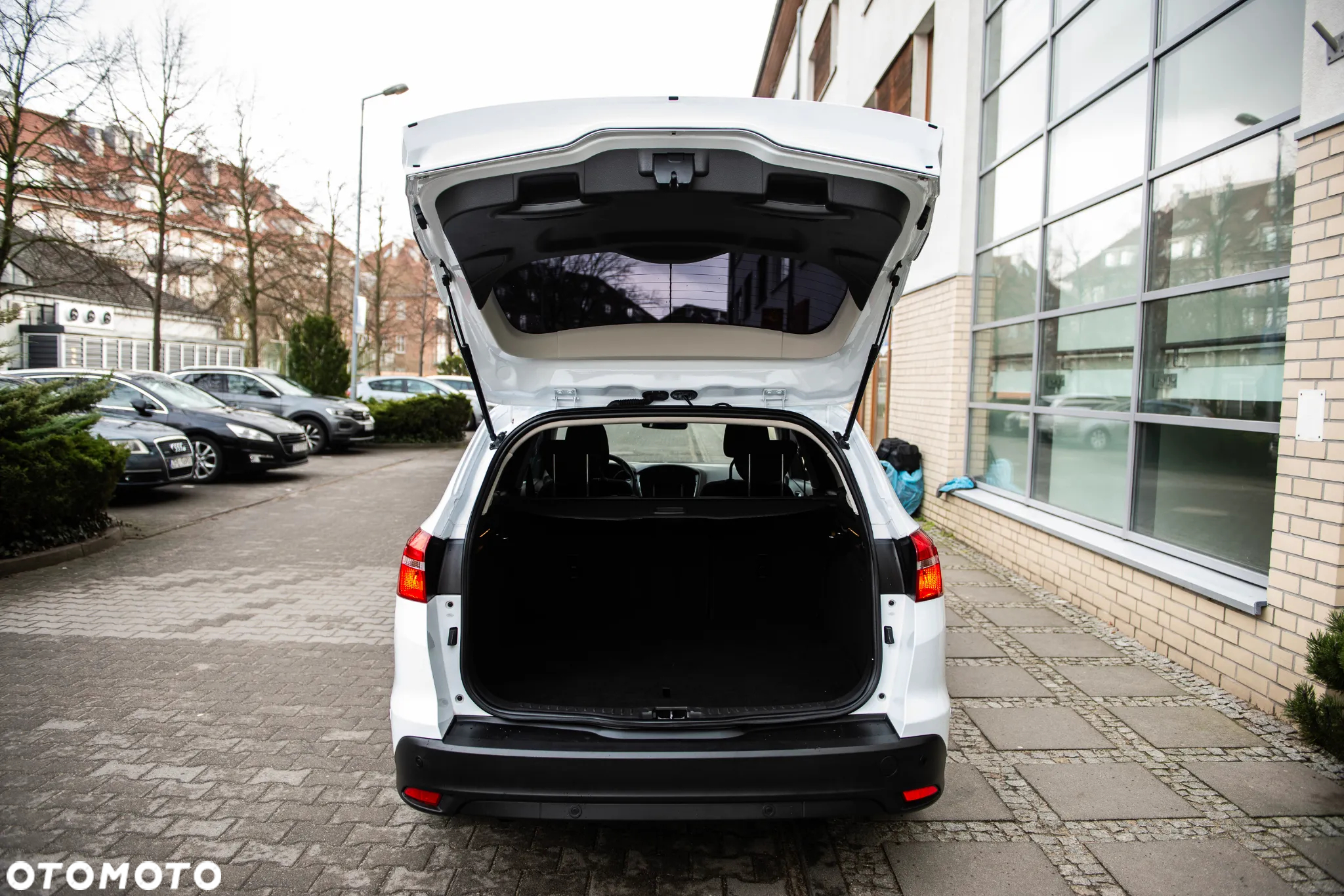 Ford Focus 1.5 EcoBlue Start-Stopp-System TITANIUM STYLE - 9