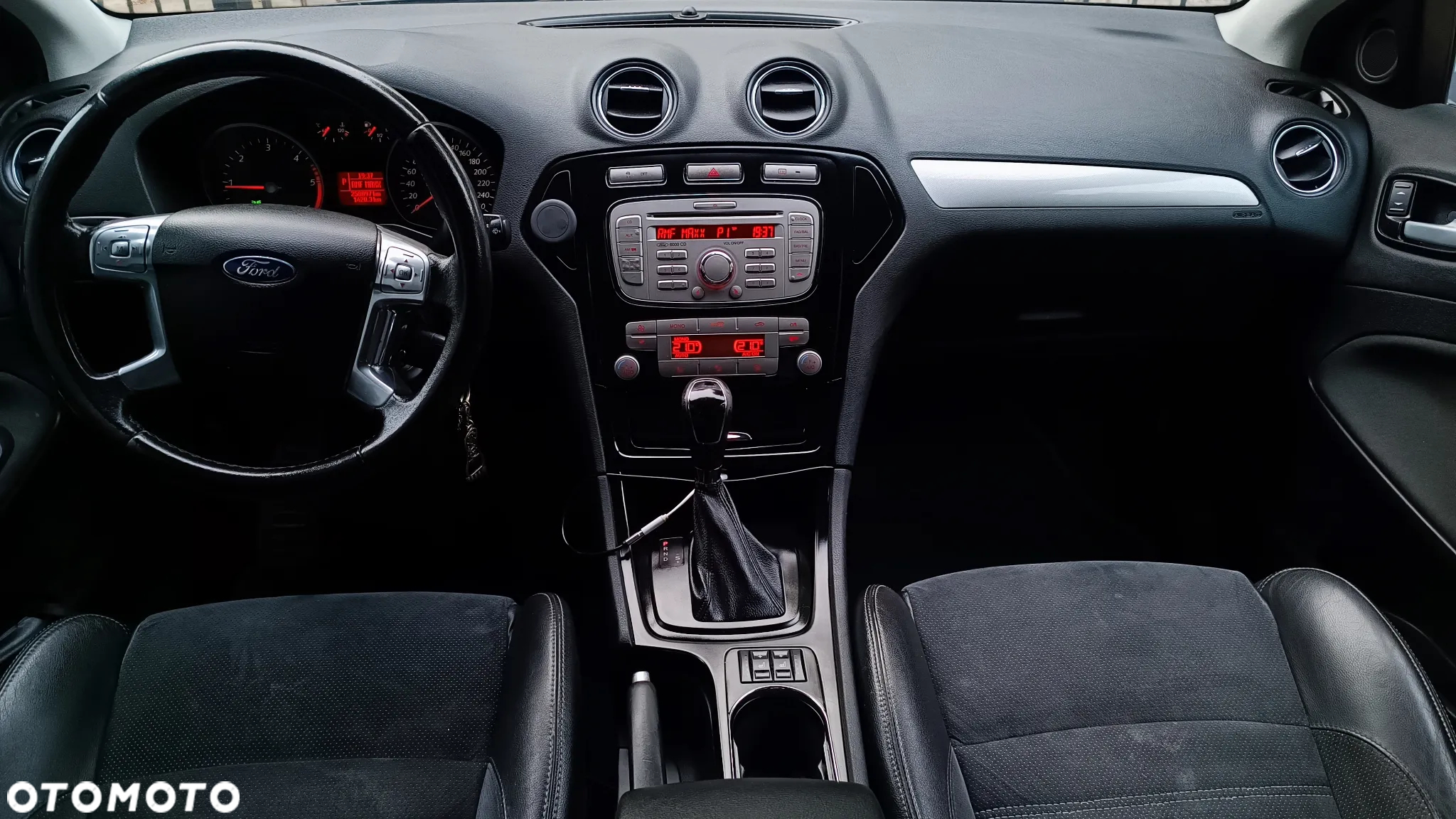 Ford Mondeo 2.0 TDCi Ambiente - 15