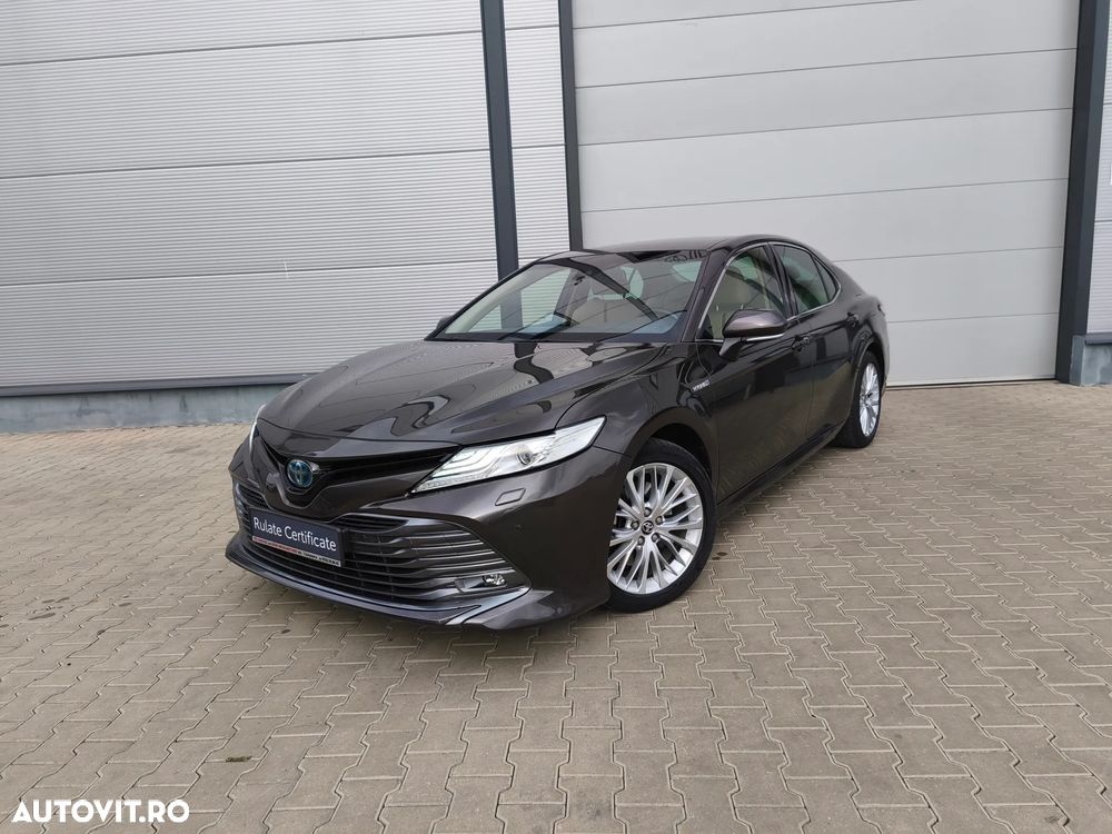 Toyota Camry Executive - 1