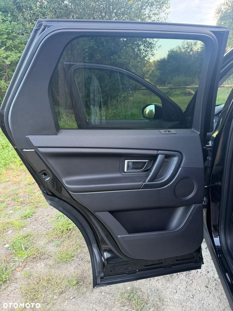 Land Rover Discovery Sport - 13