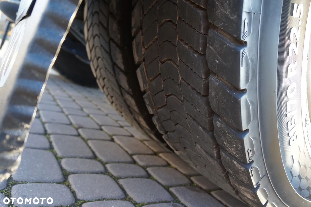 Volvo FH 4 EURO 6 GLOBETROTTER NISKI PRZEBIEG PEŁEN SERWIS - 6