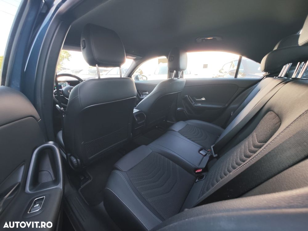Mercedes-Benz A 250 e 8G-DCT - 8