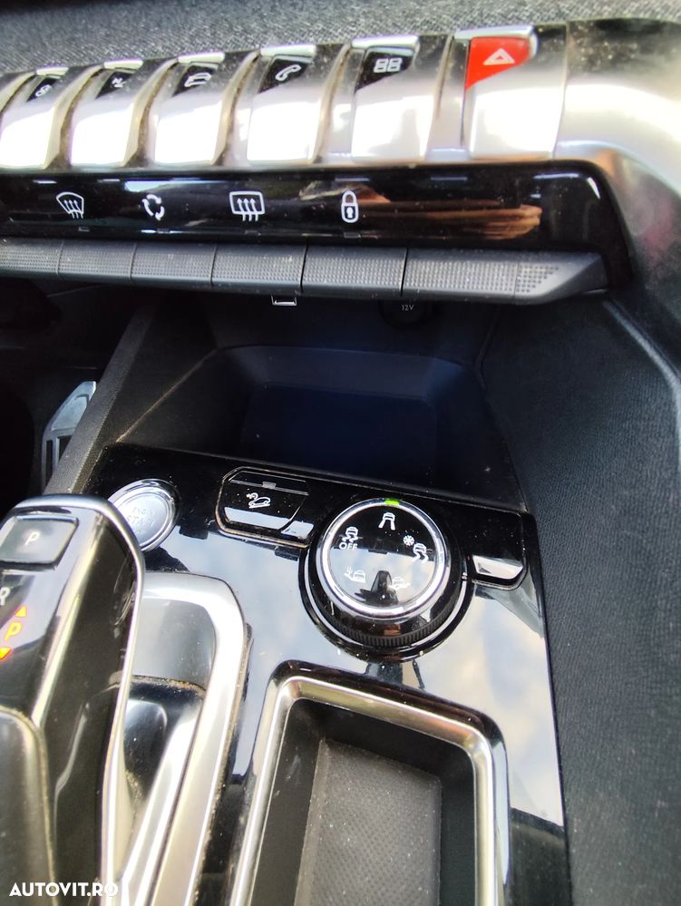Peugeot 5008 - 15