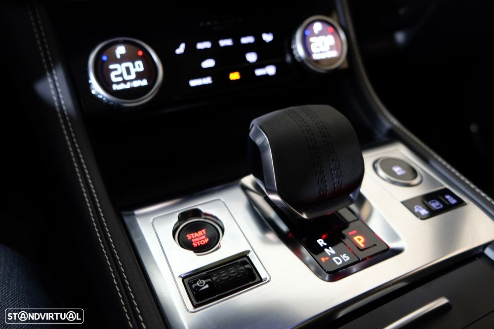 Jaguar F-Pace 2.0 P400e AWD R-Dynamic S - 19