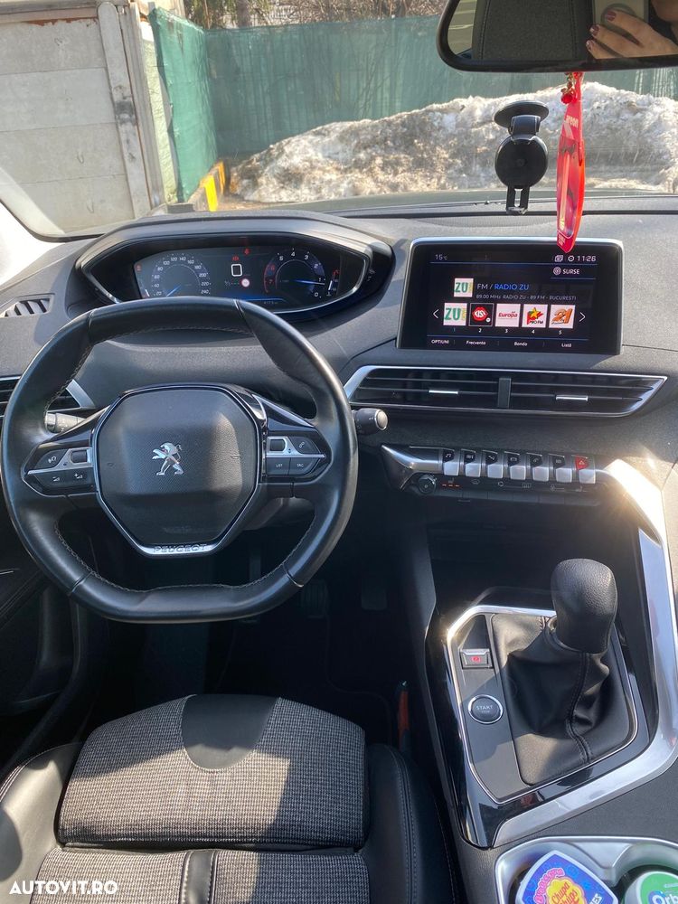 Peugeot 5008 1.2 Puretech Turbo s&s Active - 10