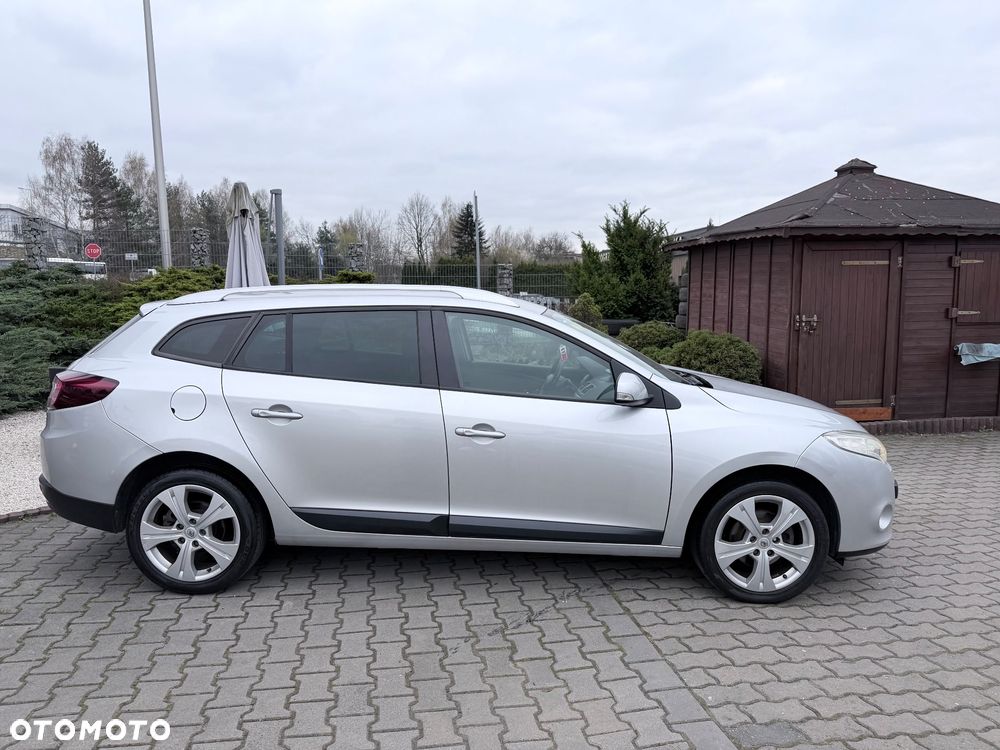 Renault Megane TCe 130 Dynamique - 8
