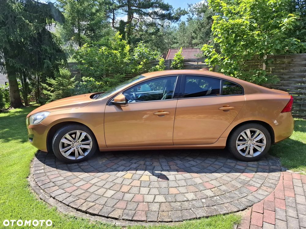 Volvo S60 - 2