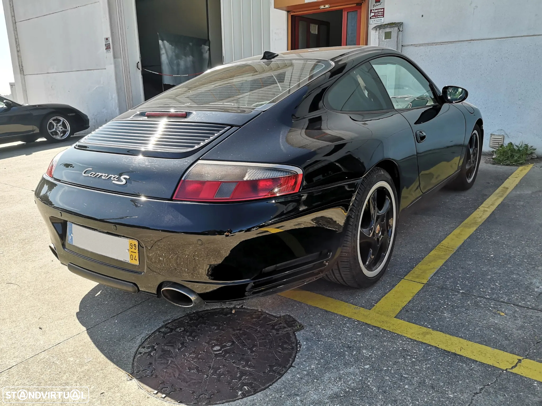 Porsche 911 (996) Carrera Coupé - 3