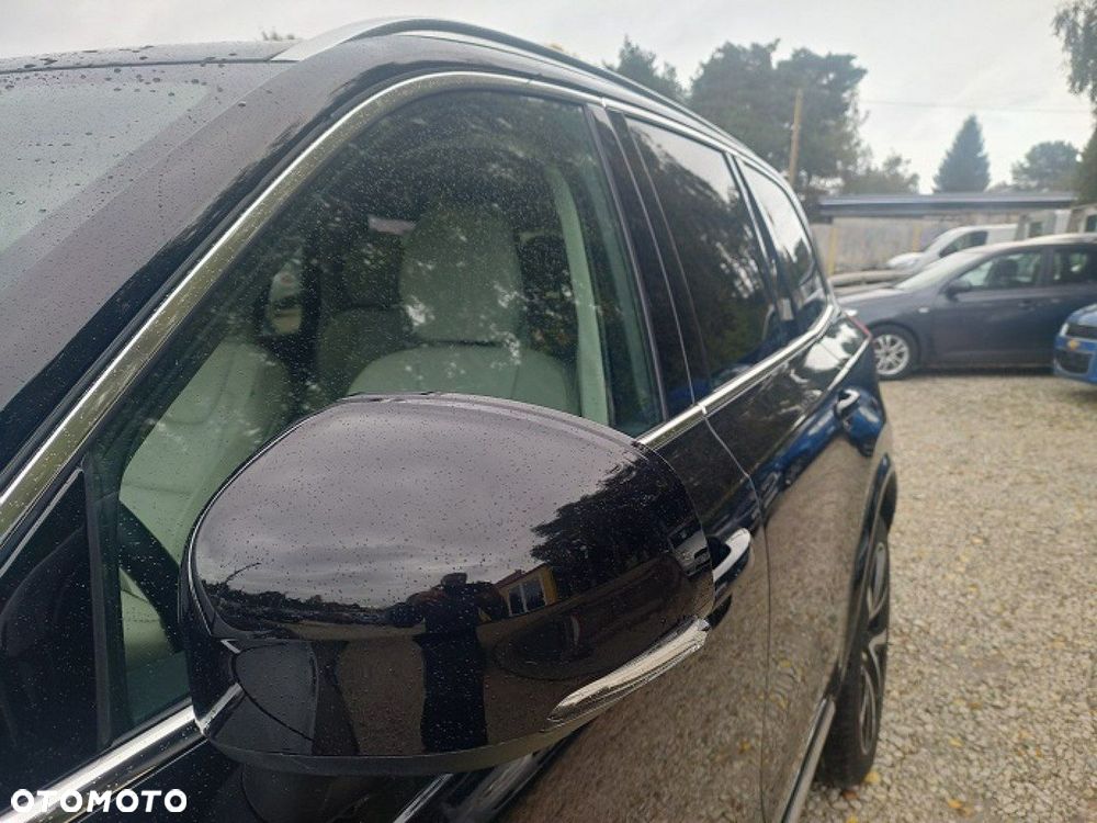 Volvo XC 90 - 8