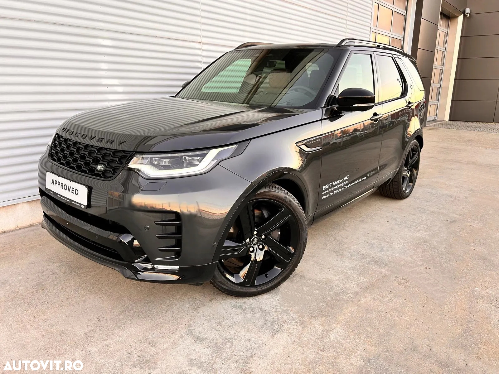 Land Rover Discovery 3.0 P360 MHEV R-Dynamic HSE - 2