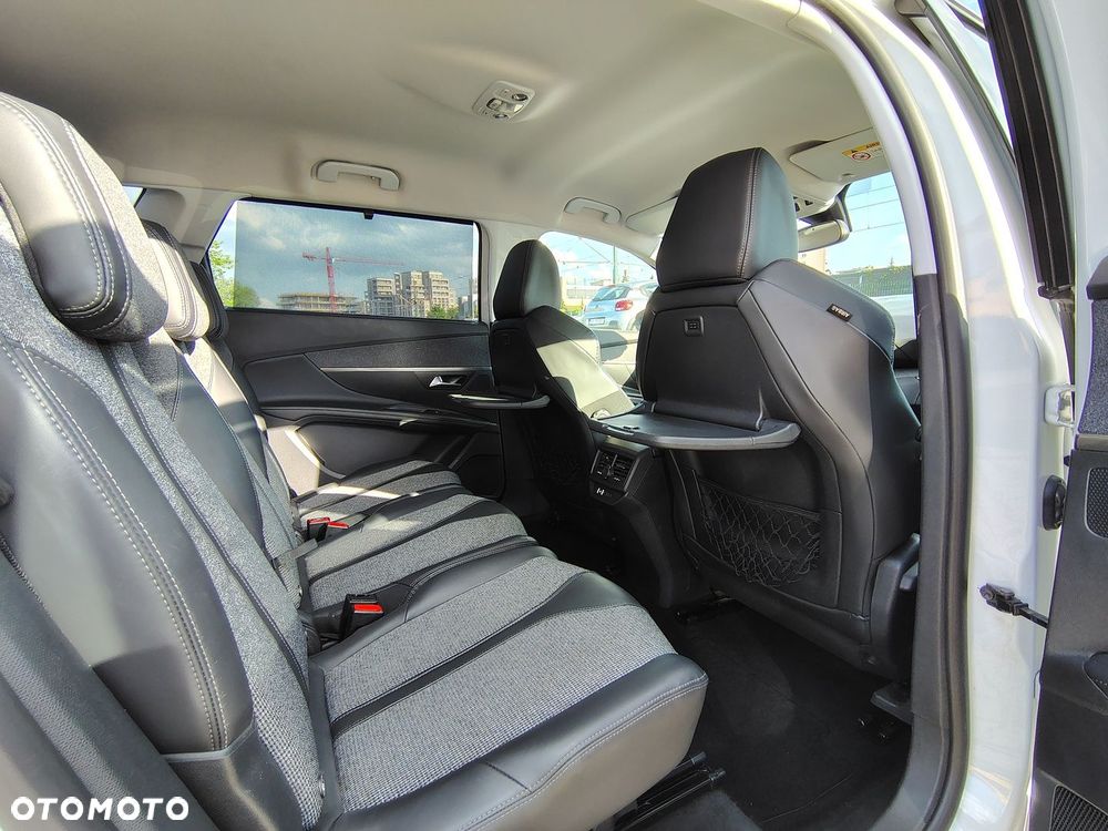 Peugeot 5008 1.6 BlueHDI Allure S&S EAT6 - 8