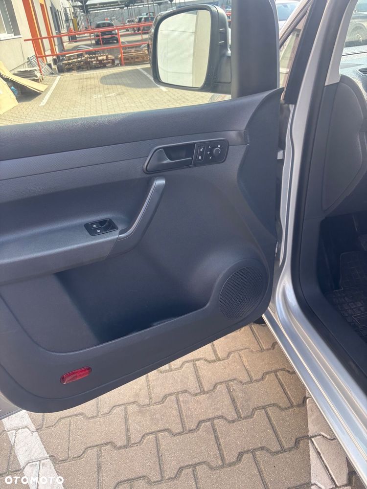 Volkswagen Caddy - 12