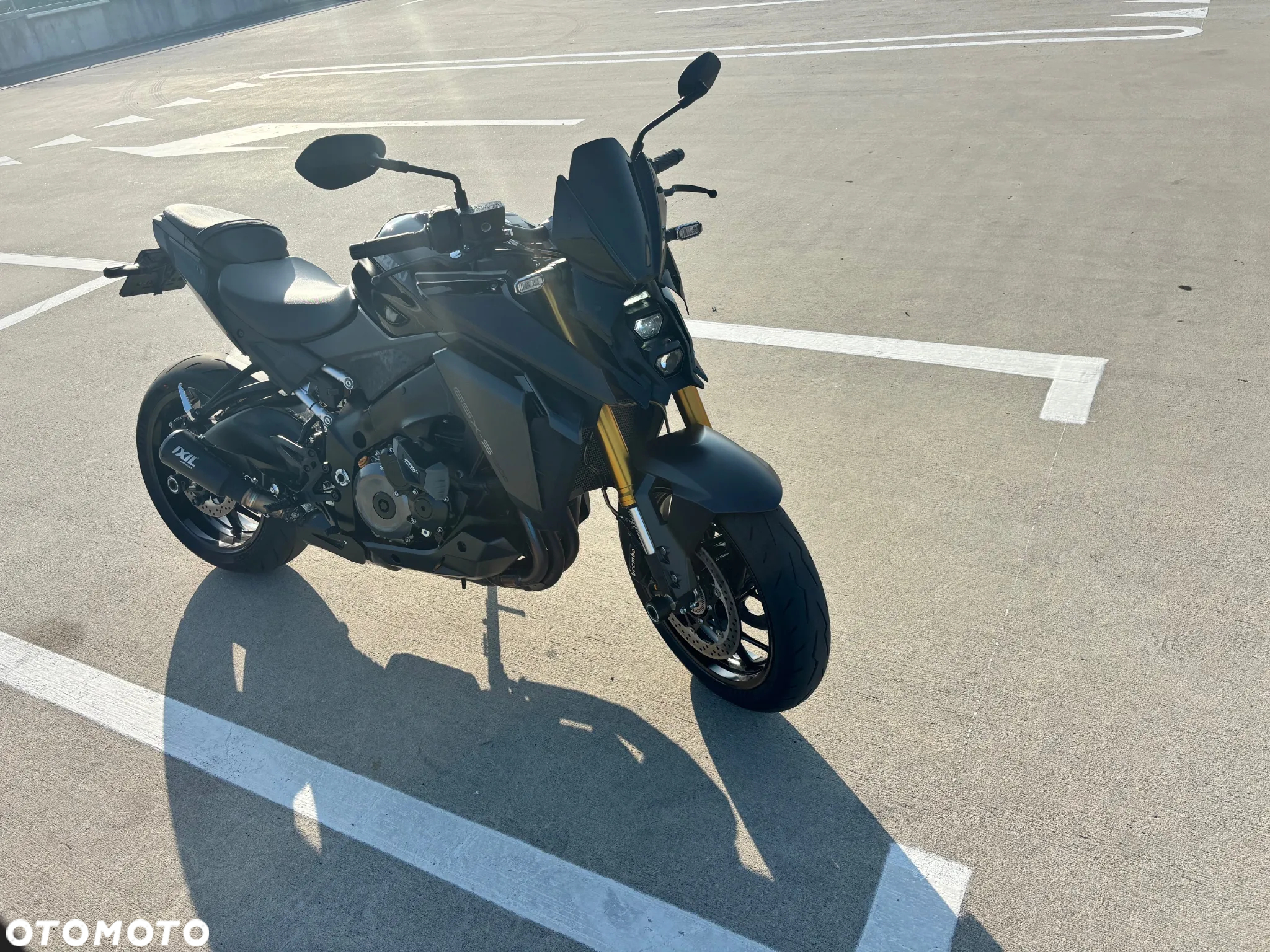 Suzuki GSX - 9