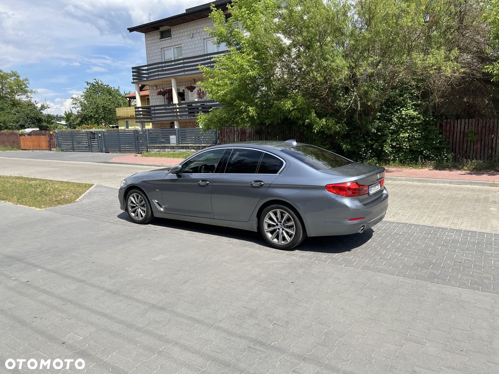 BMW Seria 5 520d Efficient Dynamics Luxury Line - 2
