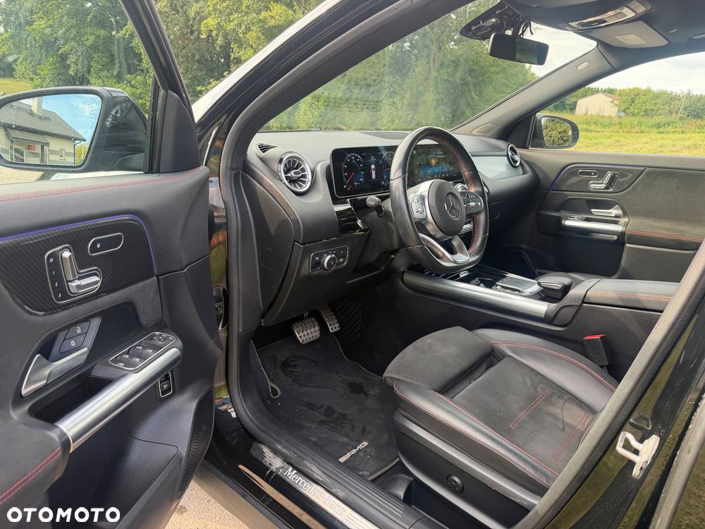Mercedes-Benz GLA 220 d 4-Matic AMG Line - 6