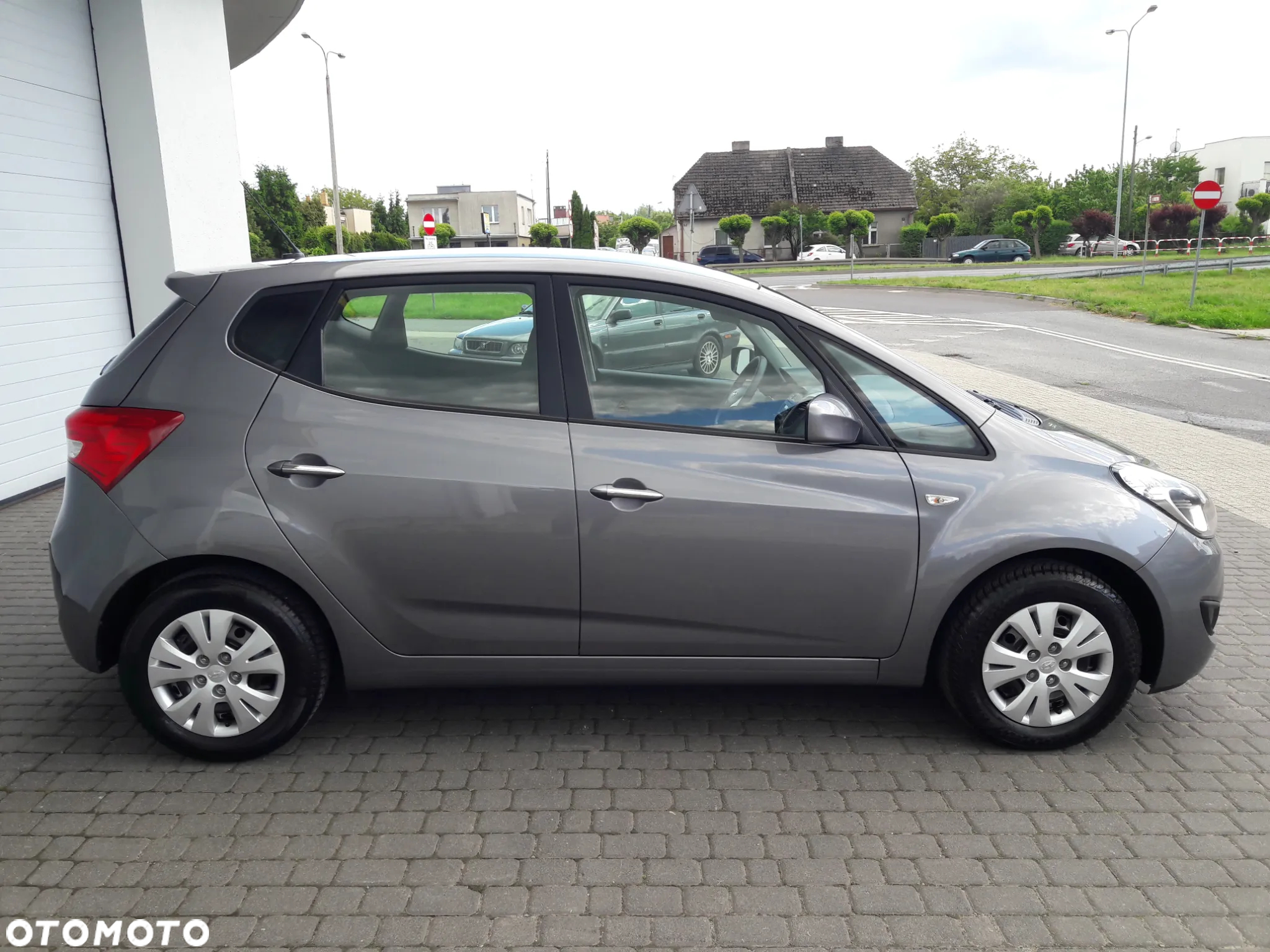 Hyundai ix20 1.4 blue - 36