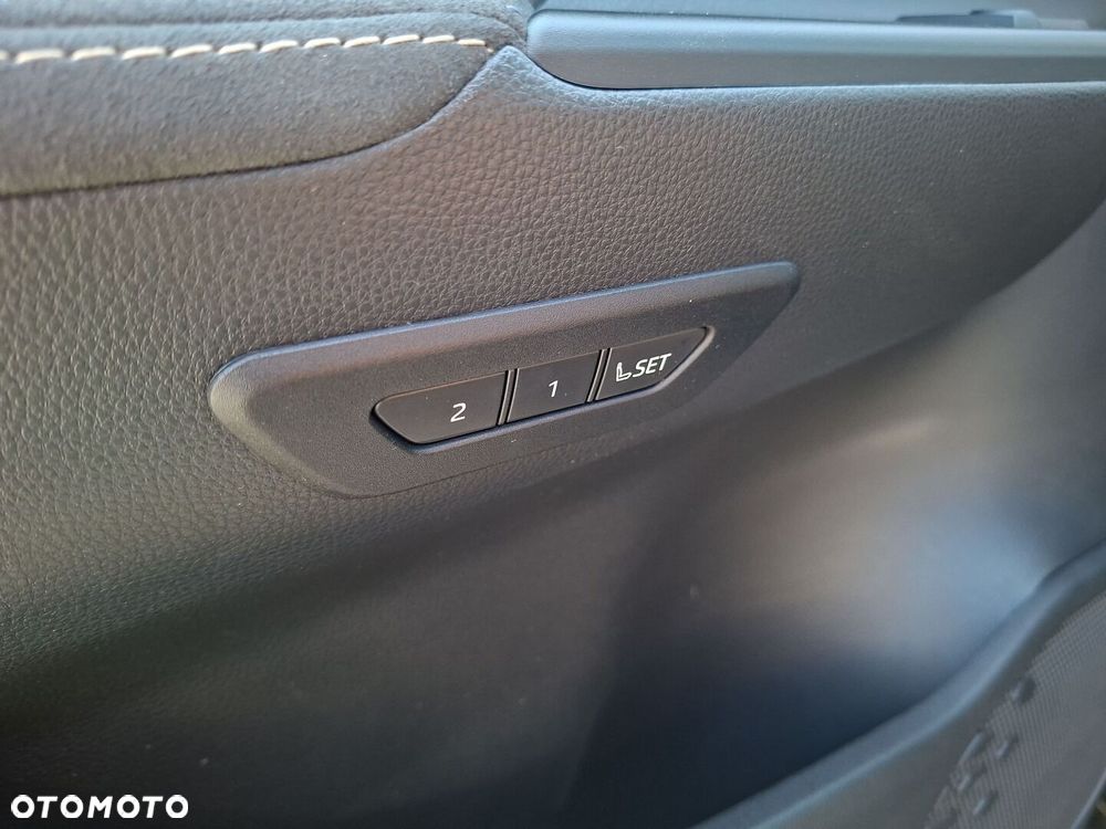 Toyota C-HR 1.8 Hybrid Executive - 23