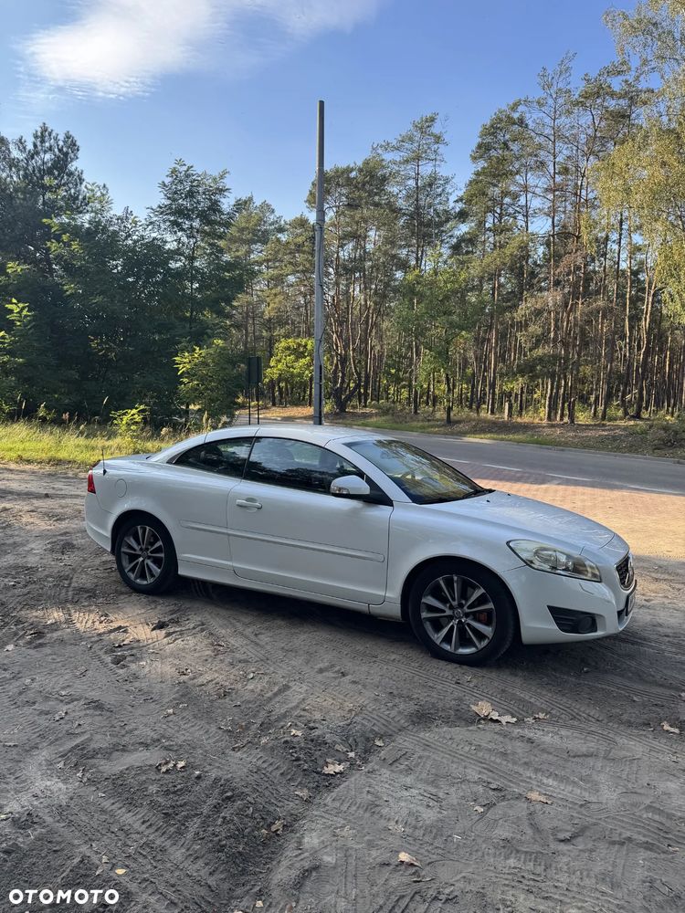 Volvo C70 - 12