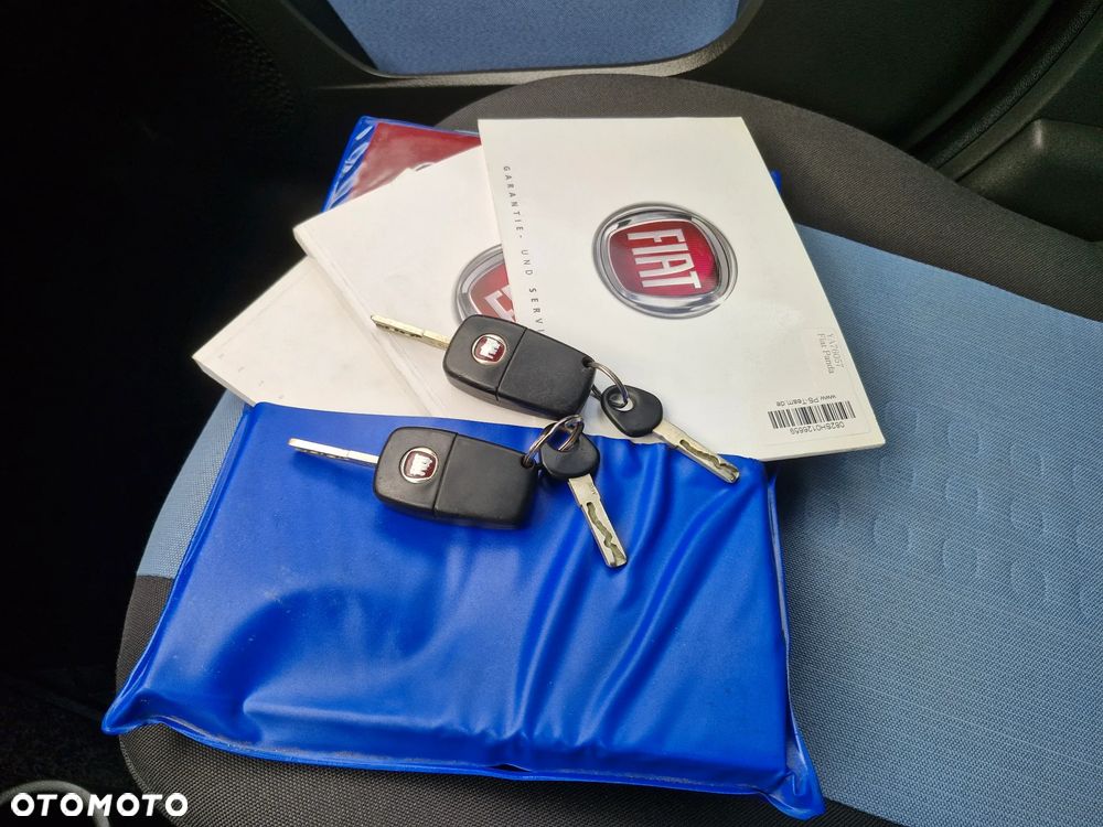 Fiat Panda 1.2 Emotion - 24