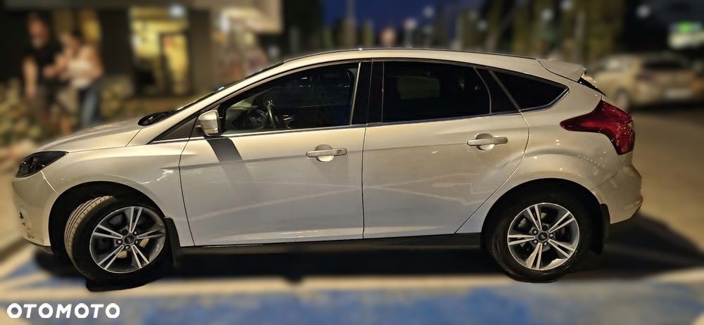 Ford Focus 1.6 EcoBoost Titanium - 4