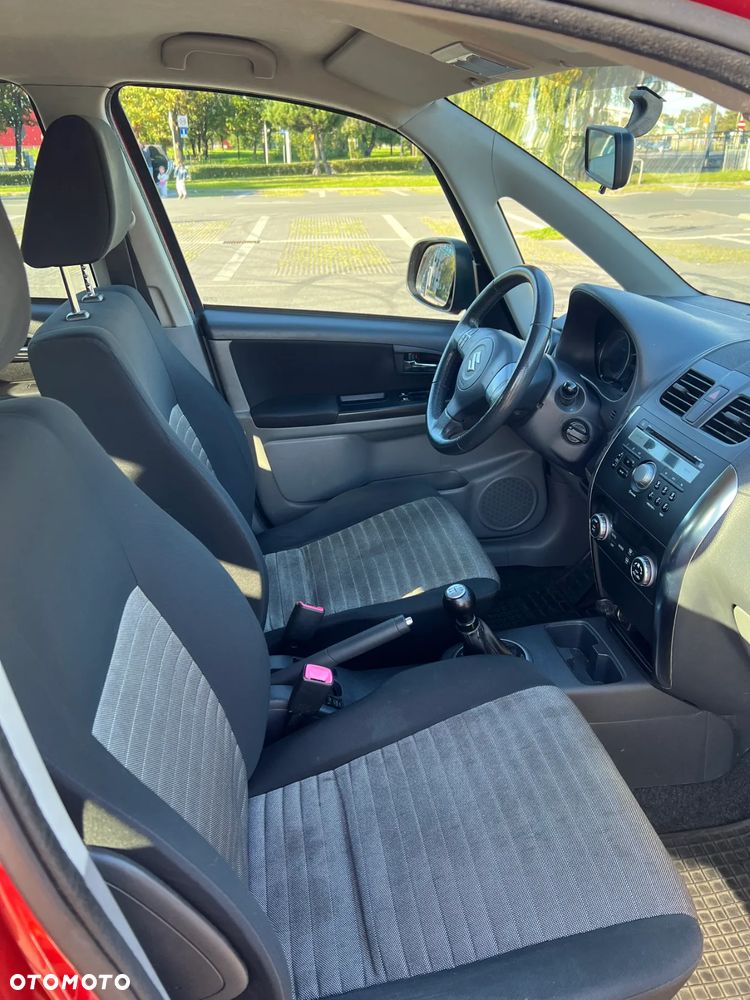 Suzuki SX4 1.6 Premium - 19