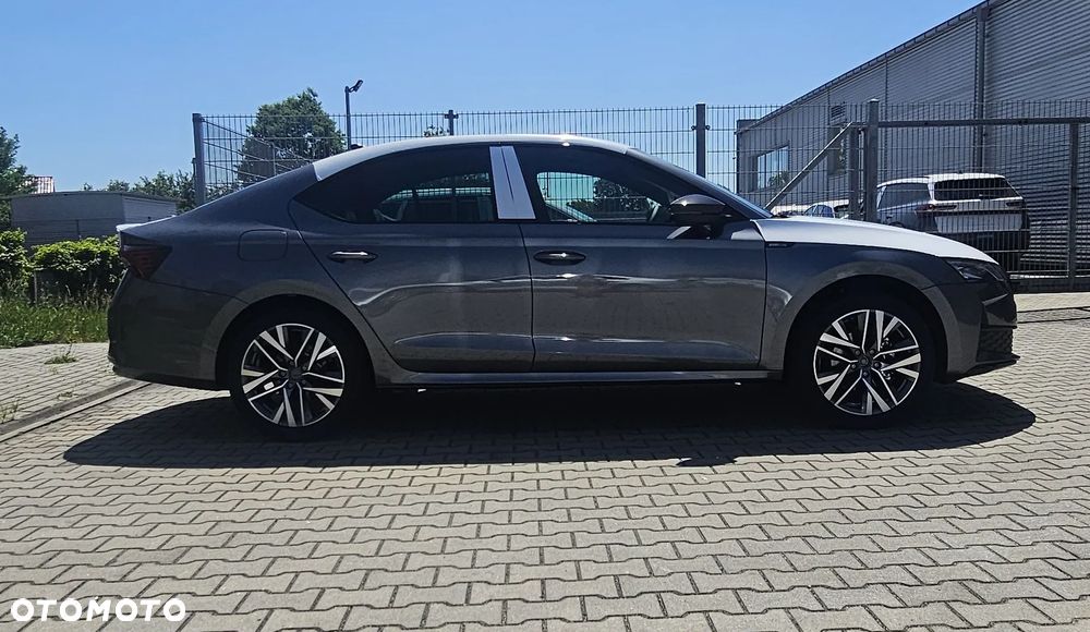 Skoda Octavia 1.5 TSI mHEV Sportline DSG - 9