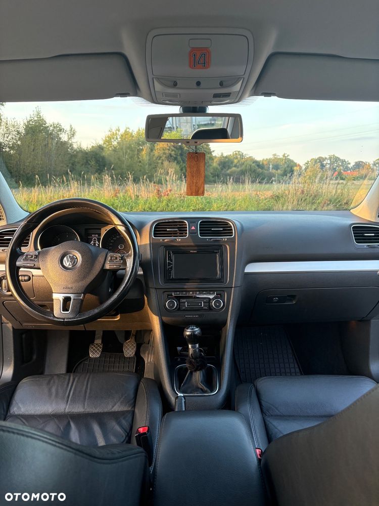 Volkswagen Golf 2.0 TDI DPF Highline - 6