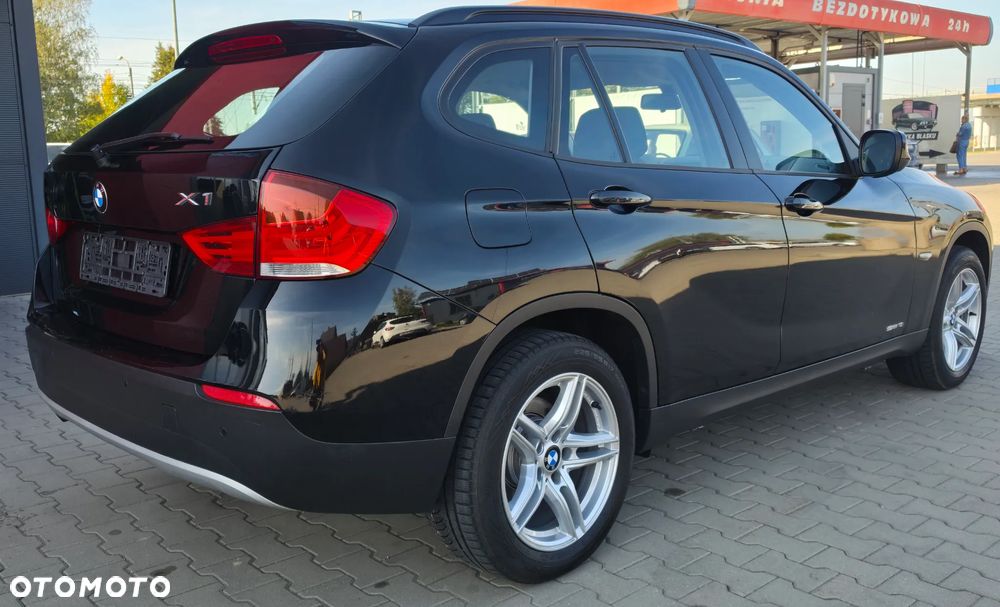 BMW X1 sDrive18i xLine - 19