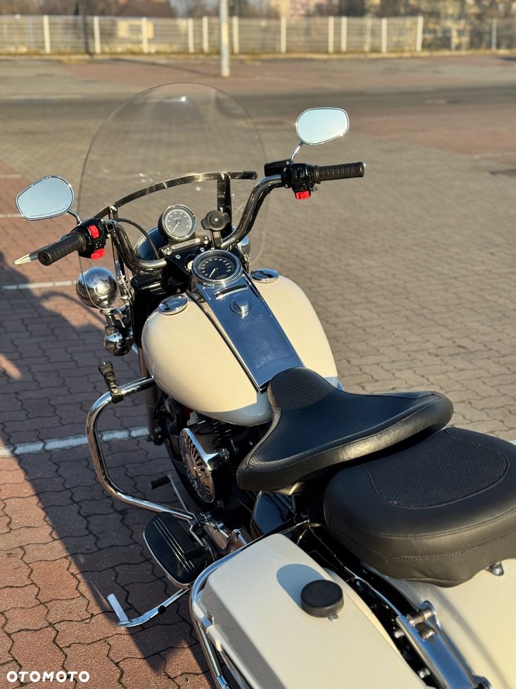 Harley-Davidson Touring Road King - 8