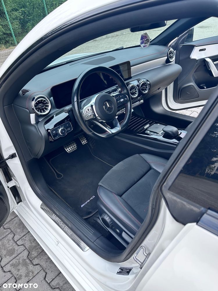 Mercedes-Benz CLA 250 4-Matic AMG Line 7G-DCT - 10