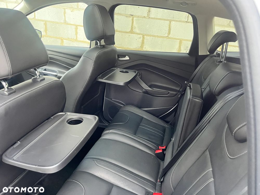 Ford Kuga 2.0 TDCi 4x4 Titanium - 16