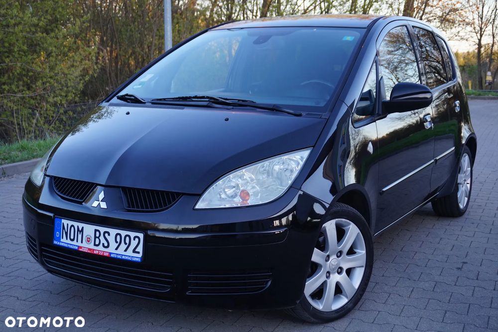 Mitsubishi Colt - 1