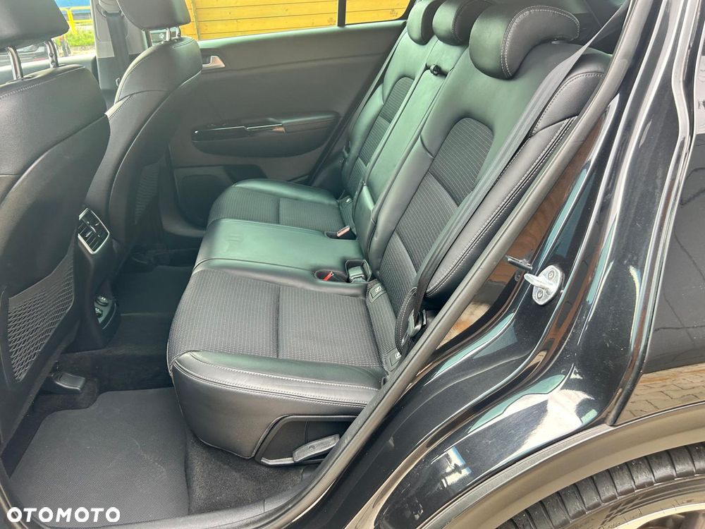 Kia Sportage 2.0 CRDI Business Line 4WD - 22