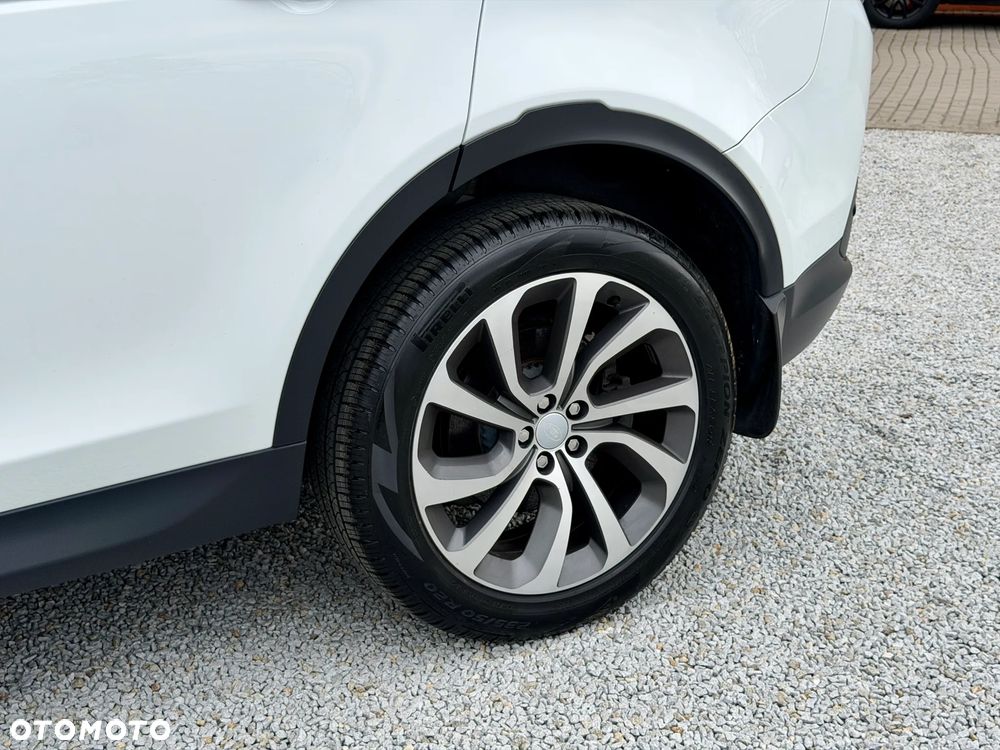 Land Rover Discovery Sport - 28