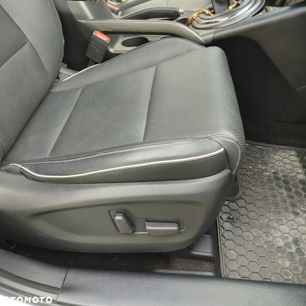 Kia Sportage - 12