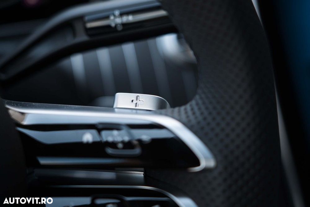 Mercedes-Benz C - 33